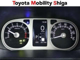 昼でも見やすいシンプルなメーターパネルです。