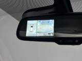 バックミラーにアラウンドビューモニターの表示も可能です!