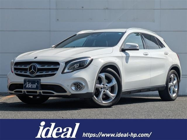 GLAクラス GLA220 4マチック 4WD 