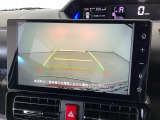 【バックモニター】駐車には欠かせないバックカメラを装備!カラーで後方をモニタリング。安全でゆとりのある駐車をサポートします。