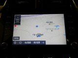 8インチのディスプレイオーディオ装着です。スマホとの通信で様々なサービスが楽しめます。TV視聴にも対応しています。