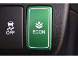 ECONスイッチの効果とあなたの運転で、クルマと力をあわせ「燃費向上=ガソリン代の節約=CO2 削減」のチャレンジをお楽しみください。