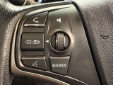 オーディオコントロールスイッチ付き!ハンドルを握ったままチャンネルや音量の調整が可能です。見た目以上に運転していると便利な機能なんですよ。