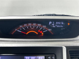 【スピードメーター】メーターがシンプルで見やすく運転しやすいですね!