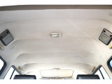 天張りになります!中古車ではたまにヤニ汚れで真っ黒なお車などもありますので中古車選びでは重要なチェックポイントです!