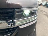 【LEDライト】ハロゲン、HIDと比べて明るく、寿命が長いのが特徴です!これで夜の運転も安心☆