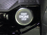 エンジンスタートはワンタッチで操作可能です。