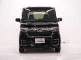 認定中古車では、厳しいHonda認定基準をクリアした厳選されたHonda認定中古車のみ、取り扱っております。「ご購入前の安心」「納車後の信頼」を車両と一緒に提供しております。