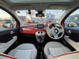 イタリア車ならではの美しさ、走りへのこだわりを感じるインテリアデザイン!