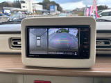 【全周囲カメラ】真上から車を見たようにモニターで確認ができる。是非実際の車で体感してみてください。