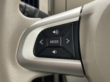 ステアリングスイッチでオーディオの操作もありますよ♪