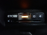 デザインスッキリのビルトイン『ETC』!高速道路の特典はもちろん、キャッシュレスなので料金所では徐行するだけで通過可能です!