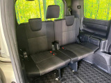 3列目シートはもちろん状態良好☆大人でもゆったりと座って頂けますので、大人数でのお出かけもラクラクです♪ご家族で、気の知れた仲間で、ドライブに行くのが楽しみですね♪