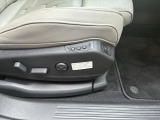 メモリーポジション機能は運転者ごとにポジションをメモリーできるので、家族での使用などでとても便利に使えます。しかもヒーター内蔵で冬場の快適性が違います