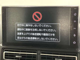 ディスプレイオーディオを装備。スマホとクルマをつなぐことで、これまでのナビに加えて、いろんなサービスが楽しめます。