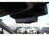 スマートリアヴューミラー付きで大きな荷物の時も後方視界良好!通常ミラーにも切り替え可能です!