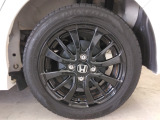 ホンダ純正のアルミホイールが装備されています。