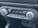 オールシーズン快適にドライブできます!温度をセットするだけで常に快適な温度を保ってくれるオートエアコン、大変に便利な装備です。