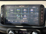 日産純正メモリーナビ。操作も簡単なタッチパネルです。