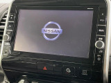 【大画面ナビ】人気の大型9インチナビを装備。存在感のある大画面はインパクト大!ナビ利用時のマップ表示は見やすく、テレビやDVDは臨場感がアップ!いつものドライブがグッと楽しくなります♪