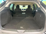 後席を格納すると、これだけの広さが!シーンに合わせたシートアレンジで、大きな荷物も積むことが出来ます♪