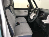 見通しのよいすっきりとした視界で、誰でも運転しやすいです。運転のしやすさは疲れにくさにも繋がりますよ♪