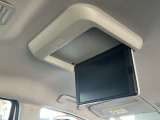 後席モニター付きです☆長距離ドライブに重宝します☆