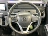 【純正革巻きステアリング】上質な革を使用することで、手にしっかり馴染みとても運転しやすいハンドルです♪
