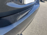 傷等が御座いますので、現車をご覧になって状態を確認をして下さい。修理をご希望の方は有償になりますが、弊社板金工場にて修理可能です!詳細はスタッフにご相談ください!