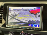 便利な3ビュー切り替え、ガイド線表示付きのバックカメラです!後退時、後方の視界をサポートします!
