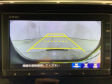 リアカメラ付で、後方をナビ画面で確認。車庫入れも安心です。もちろん、バックギアと連動しています。
