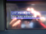 後側方車両検知警報が装備されており車線変更時や後退時にも安心です♪