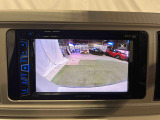 見えづらい車体後方部を映像で映し出してしっかりサポート!難しいバック駐車も安心です♪