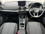 Audiのインテリアはエクステリア同様、優れたデザイン性とクオリティ、そして機能性を兼ね備えております。