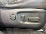 【パワーシート】スイッチ一つで簡単にシートの微調整が可能!電動だから力もいりません!快適なシートポジションにセットして、快適なドライブをお楽しみください。