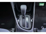 CVT(無段変速機)を採用しています!走行シーンにマッチした変速比で快適ドライブが出来ます♪