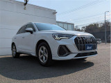 Q3  35 TDI クワトロ Sライン ディーゼルターボ 4WD