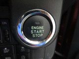 プッシュスタートです。エンジンの始動、停止がワンタッチ操作で出来ます。
