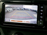 バックガイドモニターで、後方を確認しながら安心して駐車することができます。運転初心者も熟練者も必須の機能ですよ!