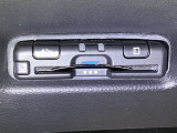 ビルトインタイプの【ETC】で見た目もスッキリ。高速道路の利用にとても便利です。