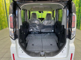 後席を格納すると、これだけの広さが!シーンに合わせたシートアレンジで、大きな荷物も積むことが出来ます♪