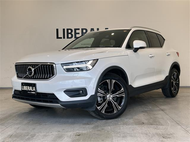 XC40 B4 AWD インスクリプション 4WD 4WD 本革シート