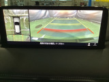 狭い場所での駐車やすれ違いなどでより的確な運転操作に役立つ360&deg;ビューモニターが装備されています。