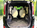 普段のお買い物や通勤、送迎等に十分な荷室スペースを確保しております。セカンドシートを倒すと、大きな荷物の積載も可能です♪