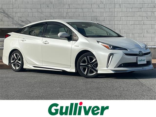 トヨタ プリウス 