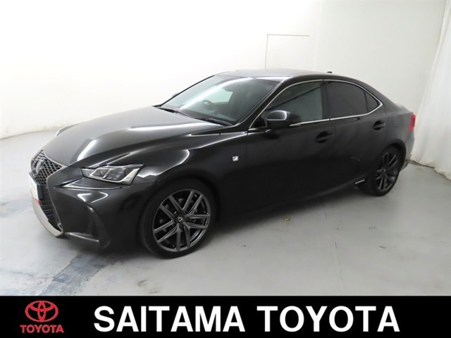 IS300h ブラック シークエンス