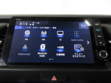 直感的に操作できるホンダ純正ディスプレイオーディオを搭載。Bluetoothとの接続もスムーズで、ドライブの快適さがぐっと向上します。初めての方でも扱いやすい装備です。