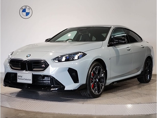 2シリーズグランクーペ M235 xドライブ 4WD
