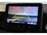バックカメラが装備されており、後方の安全確認はもちろんのこと狭い場所での駐車や雨の日・夜間など視界の悪いコンディションでのストレスの軽減にもなります!