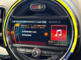 ●Bluetooth:お手持ちのスマートフォンなどと接続し、ハンズフリー通話や臨場感溢れるミュージック再生をお楽しみいただけます。無線接続ですので煩わしさもありません♪
